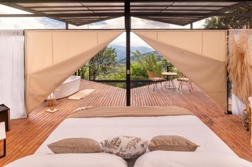 Glamping Monarca - Santuario Luxury Eco Hotel